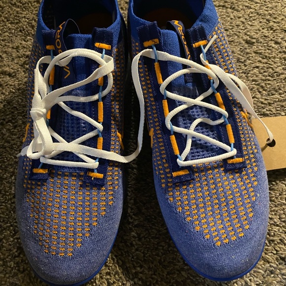 Men gym shoes - Picture 4 of 4